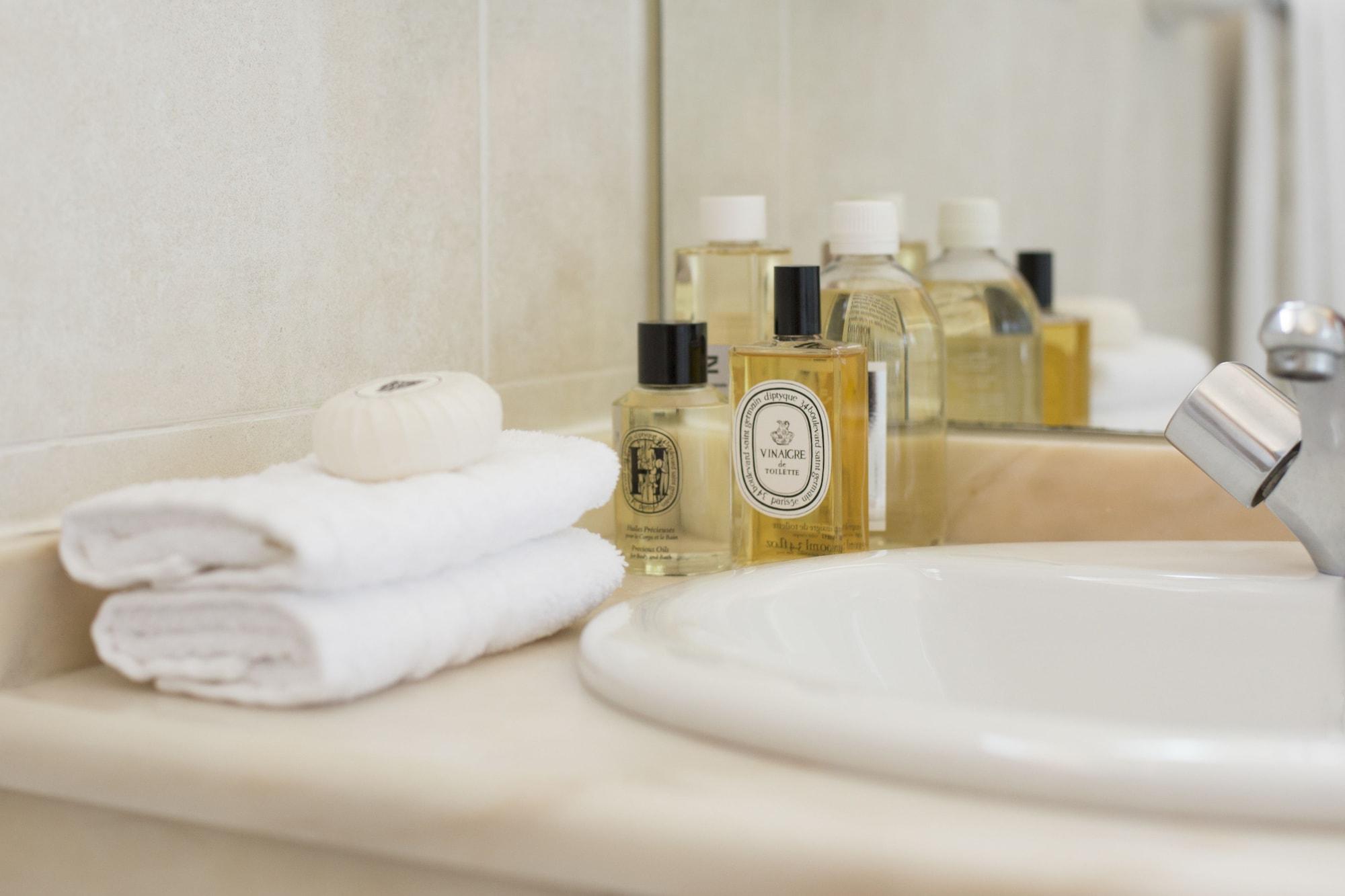 Nuevo Astur Spa 산신소 외부 사진